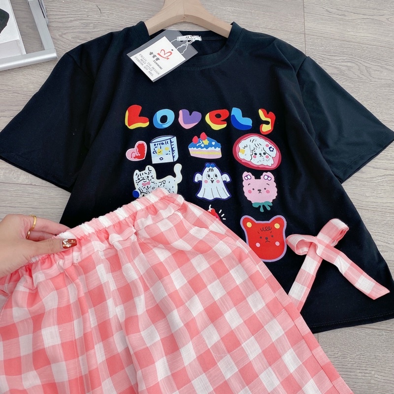 [ 𝐅𝐑𝐄𝐄 𝐒𝐇𝐈𝐏 ]SÉT ÁO PHÔNG Love MIX QUẦN SUÔNG CARO HỒNG , ÁO COTTON MỀM MIN LẮM Ạ