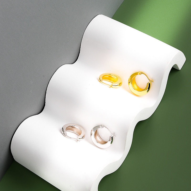 Khuyên Tai Vòng Tròn Màu Vàng / Bạc Phong Cách Hình Học Đơn Giản Thích Hợp Làm Quà Sinh Nhật Cho Bạn Gái