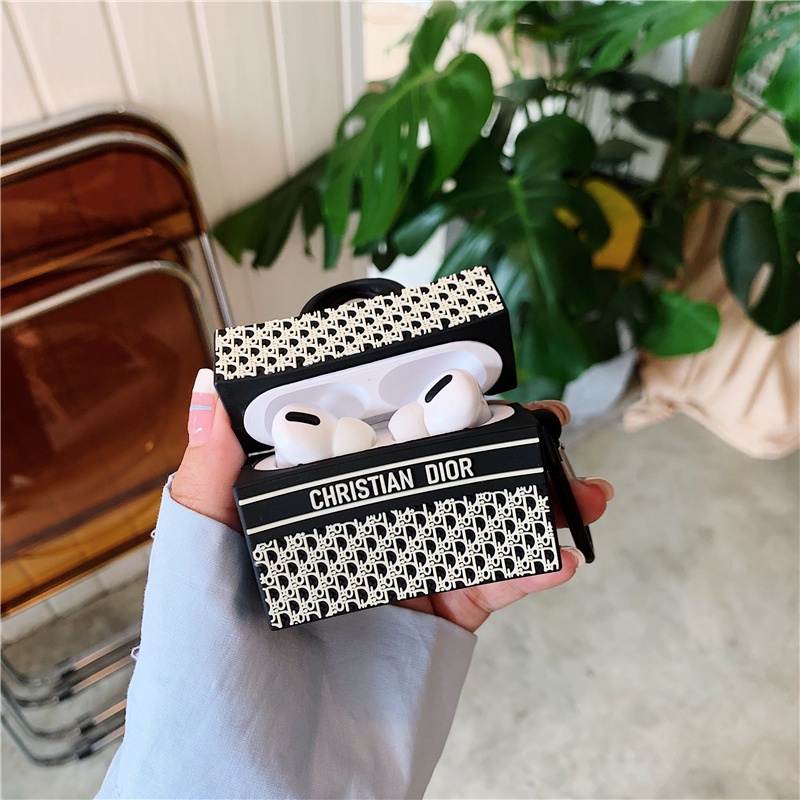Vỏ Bảo Vệ Hộp Sạc Tai Nghe Airpod 1 2 3 Pro Bằng Silicon Mềm Kiểu Hoạt Hình 3D Thời Trang Chống Sốc Kèm Móc Tiện Dụng