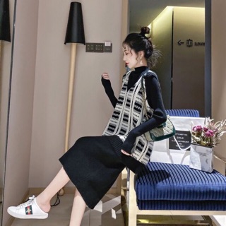 Set váy len cổ lọ dáng dài kèm áo gile len kẻ (có ảnh thật)