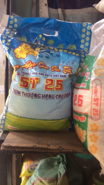 Gạo ST25 Dẻo Thơm Ngon (bao 10kg siêu thị có bán )