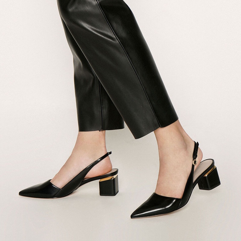 Giày Cao Gót Charles and Keith Mũi Nhọn Kim Loại Trang Trí Mới