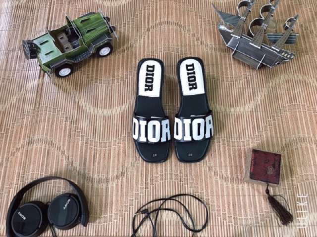 Dép lụa siêu xinh