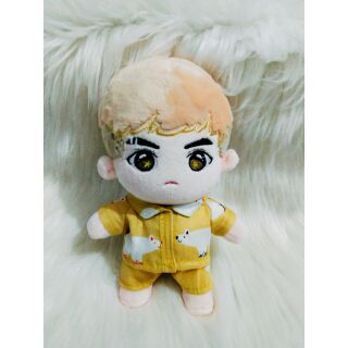 Pijama cho doll 20cm, kéo qua để chọn mẫu vải.