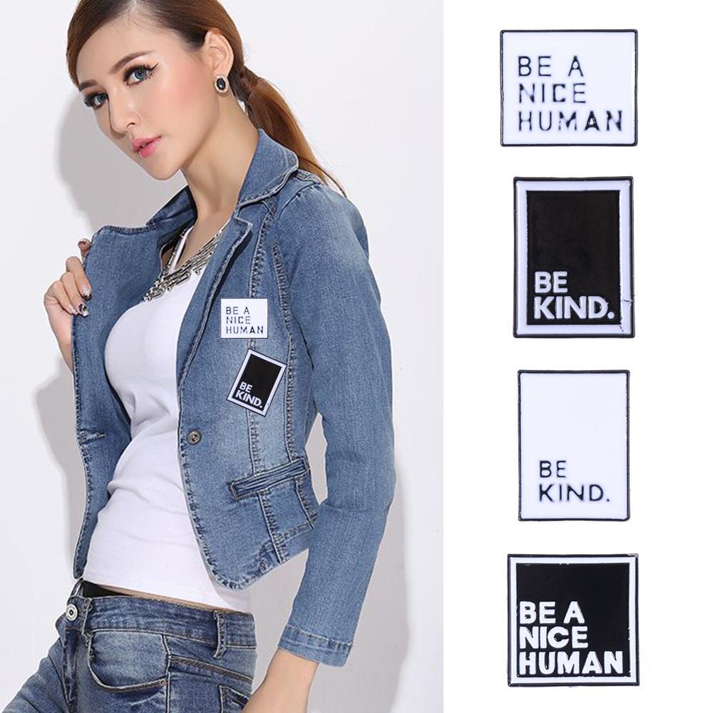 Ghim Cài Áo Tráng Men Màu Trắng / Đen Đơn Giản Phụ Kiện Túi Xách Chữ BE A NICE HUMAN