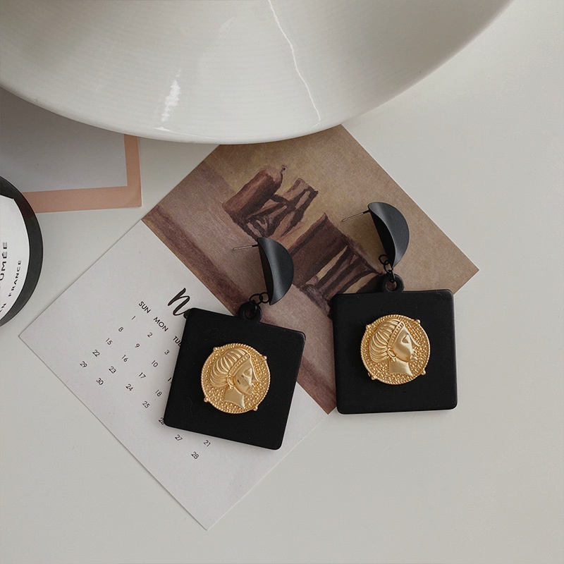 Bông Tai Màu Đen Phong Cách Âu Mỹ Thời Trang 2022