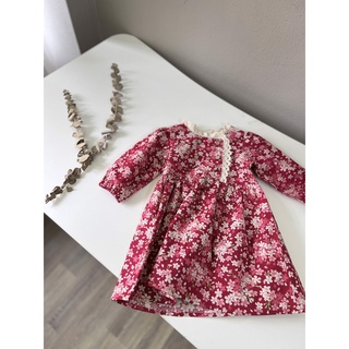 Váy linen Harifa hồng đỏ hoa nhí cổ viền ren