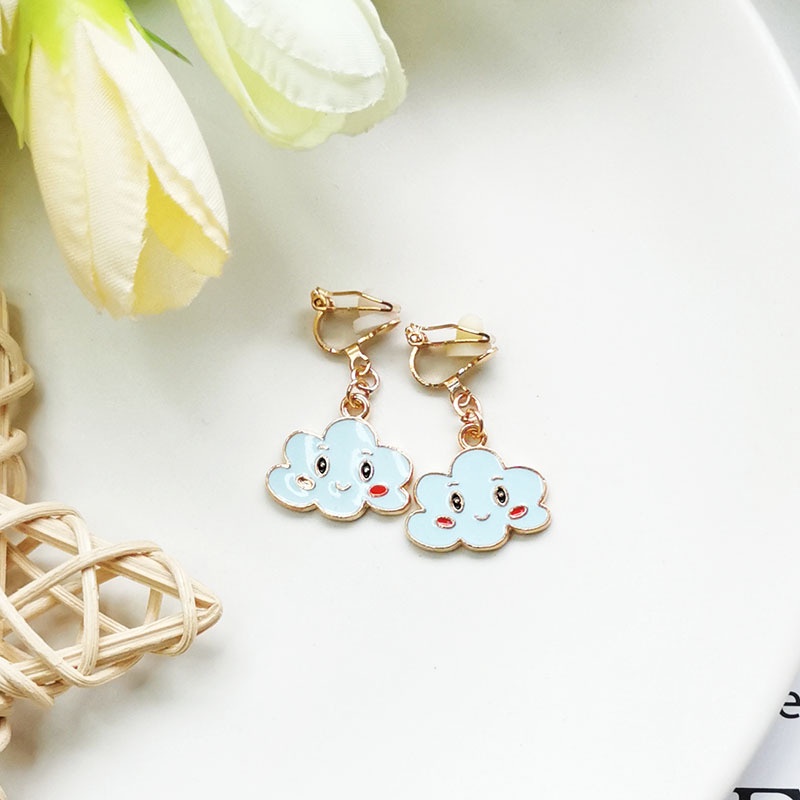 Khuyên tai kẹp cho bé họa tiết đơn giản, tiện dụng và xinh xắn nhiều chi tiết lựa chọn