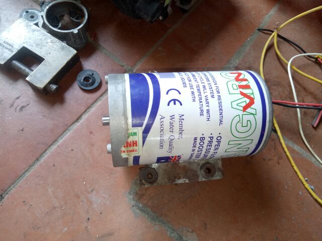 Môtơ bơm lọc nước