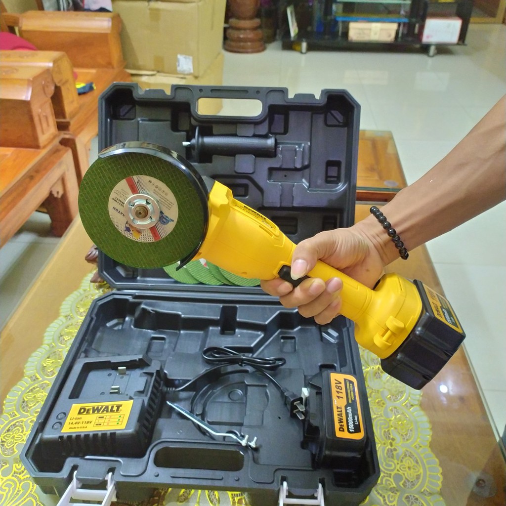 Máy mài Dewalt 118V chạy bằng pin tặng 5 lưỡi cắt sắt