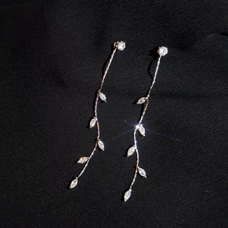 Hoa tai đính đá lấp lánh phong cách hàn quốc - Maben