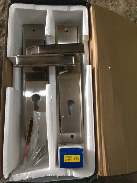 Ổ khoá tay gạt bosca