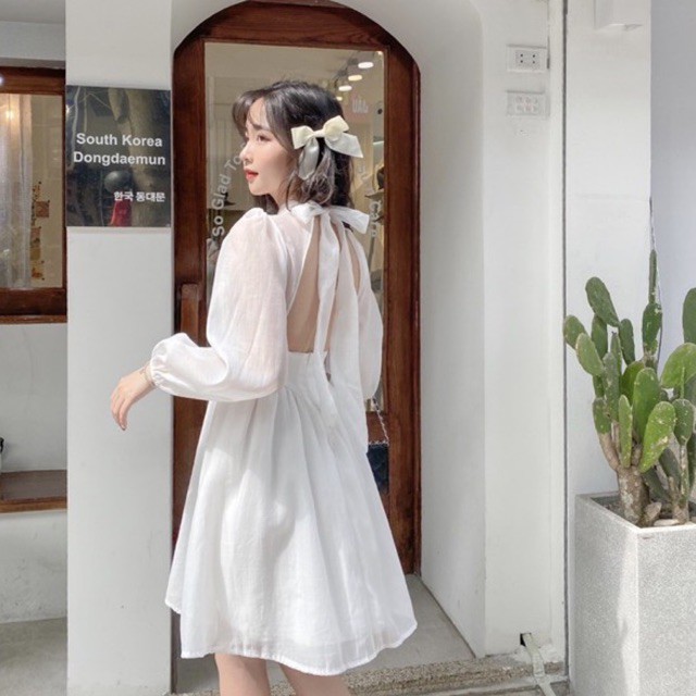 Váy voan dây buộc hơ lưng