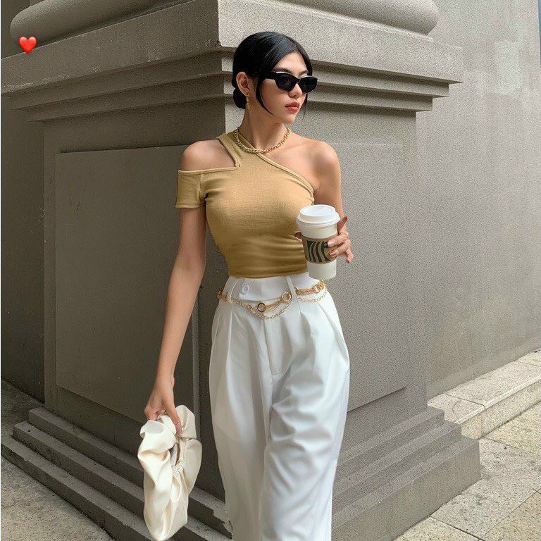 Áo kiểu croptop lệch 1 bên vai khoét vai cực xinh , chất thun gân mềm mịn