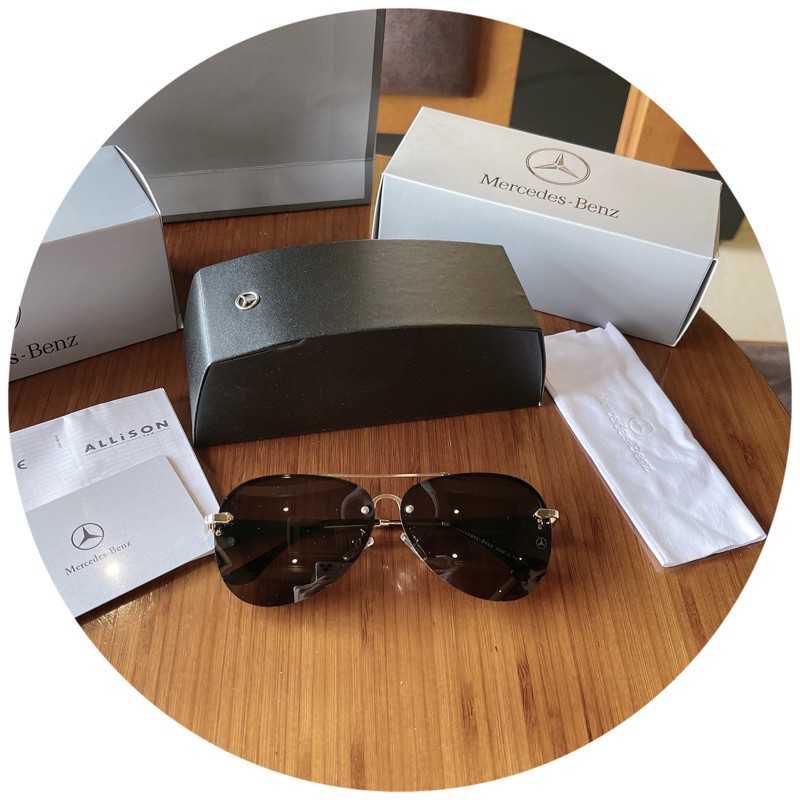 Kính mát nam siêu chất men lỳ - Đẳng cấp kính thời trang sang chảnh cho phái mạnh