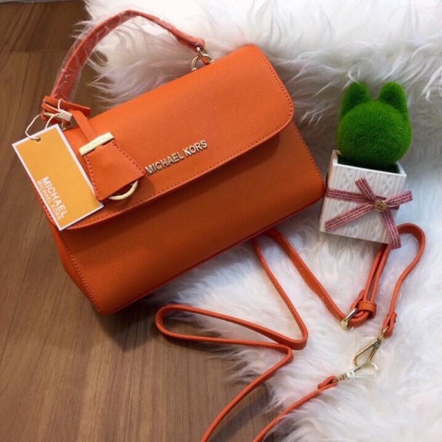 Túi xách Michael Kors