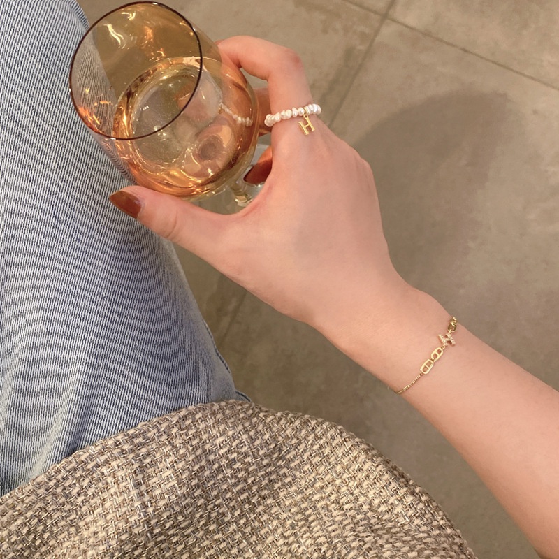 Nhẫn Bell Mew phong cách cô nàng Hơ - Mẹc đẳng cấp NHAN82