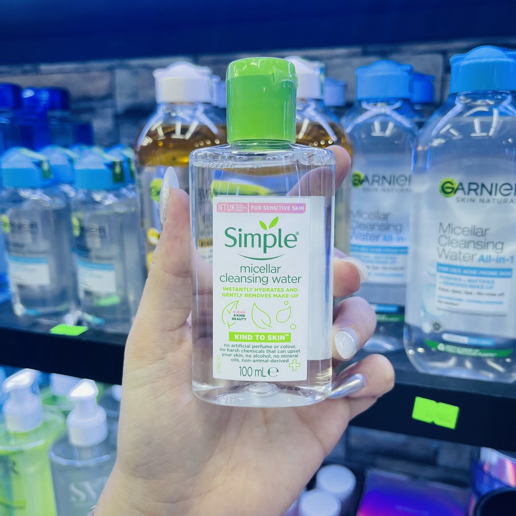 Nước tẩy trang Simple Kind to Skin Micellar Cleansing Water