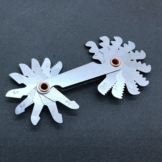 Bộ Dưỡng Đo  Bước Ren Mét 60 độ Insize 0,4~6mm Gồm 20 Lá Dùng Trong Sửa Chữa Bảo Trì Nghành Cơ Khí
