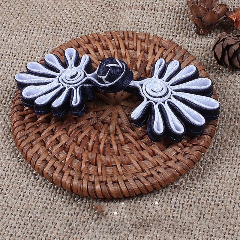 Nút Thắt Trang Trí Hình Ếch Và Hoa Phong Cách Dân Tộc Sáng Tạo