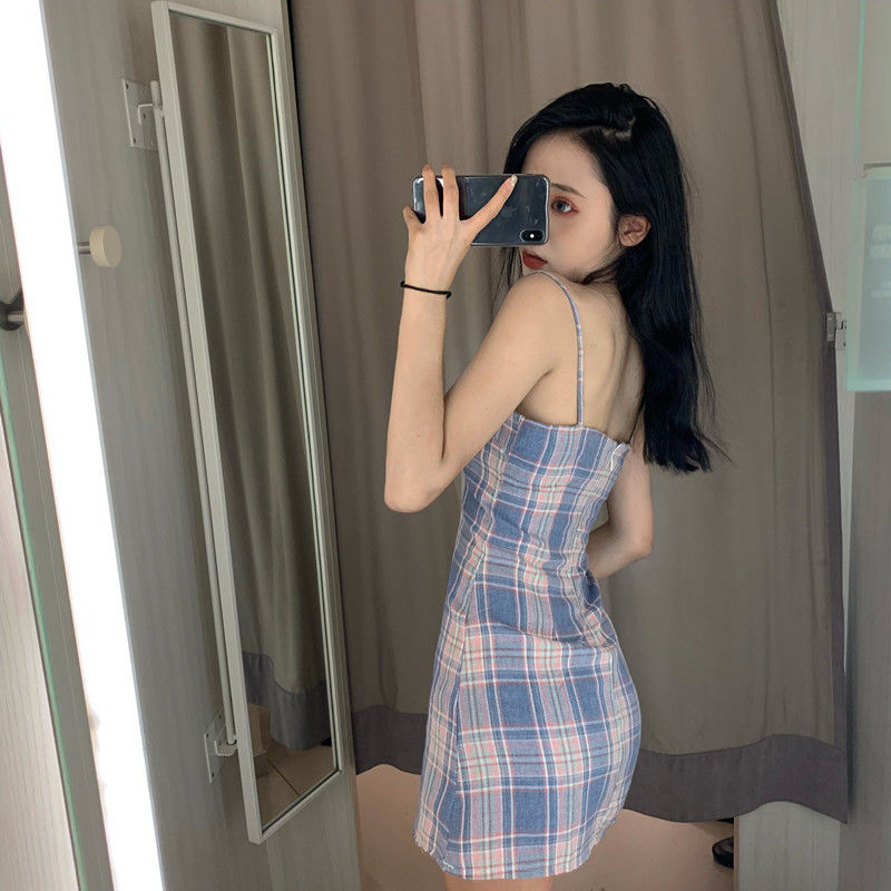 Đầm hai dây họa tiết kẻ sọc caro thời trang dành cho nữ | BigBuy360 - bigbuy360.vn