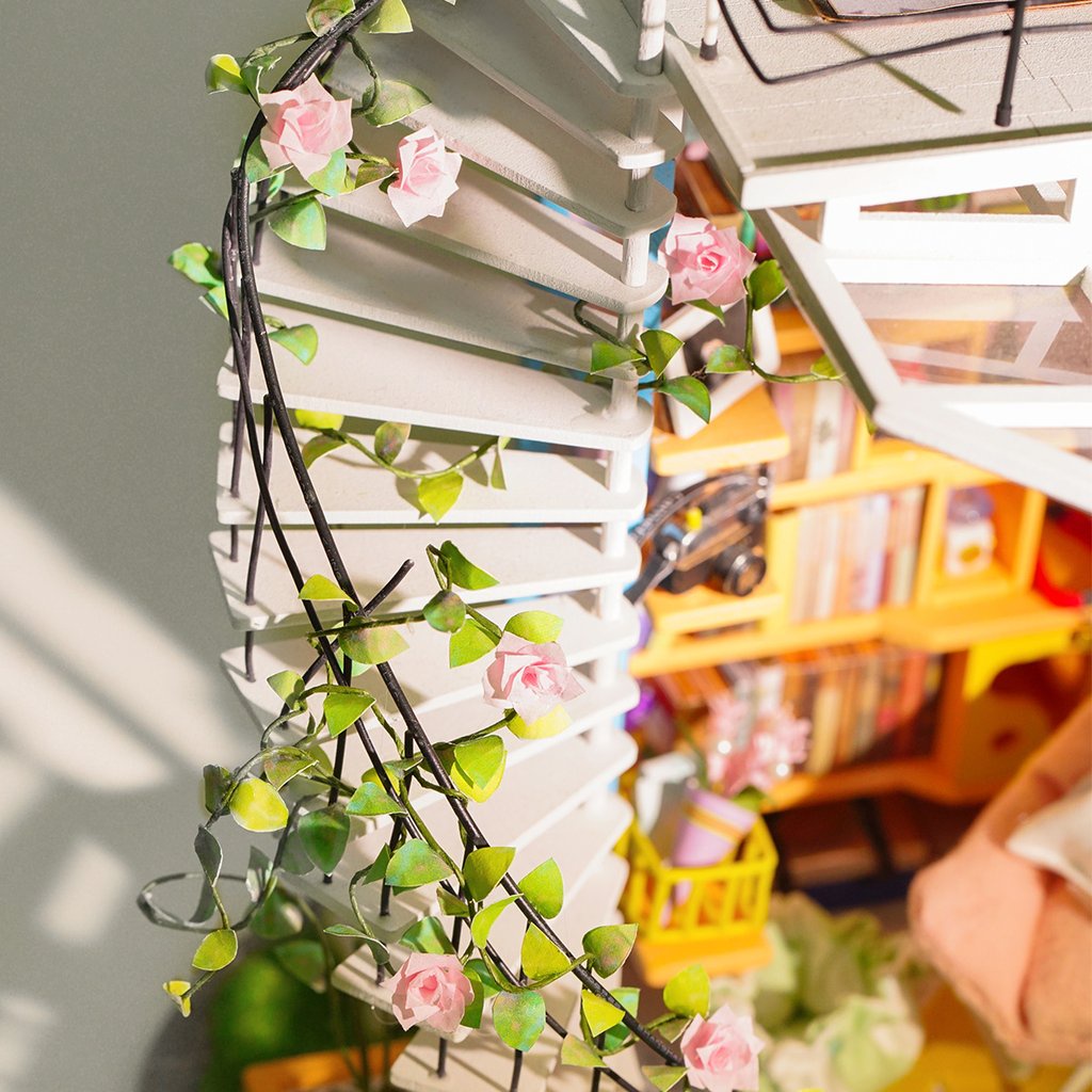 Mô hình gỗ 3D Lắp ráp nhà DIY Doll House Robotime Dora's Loft DG12