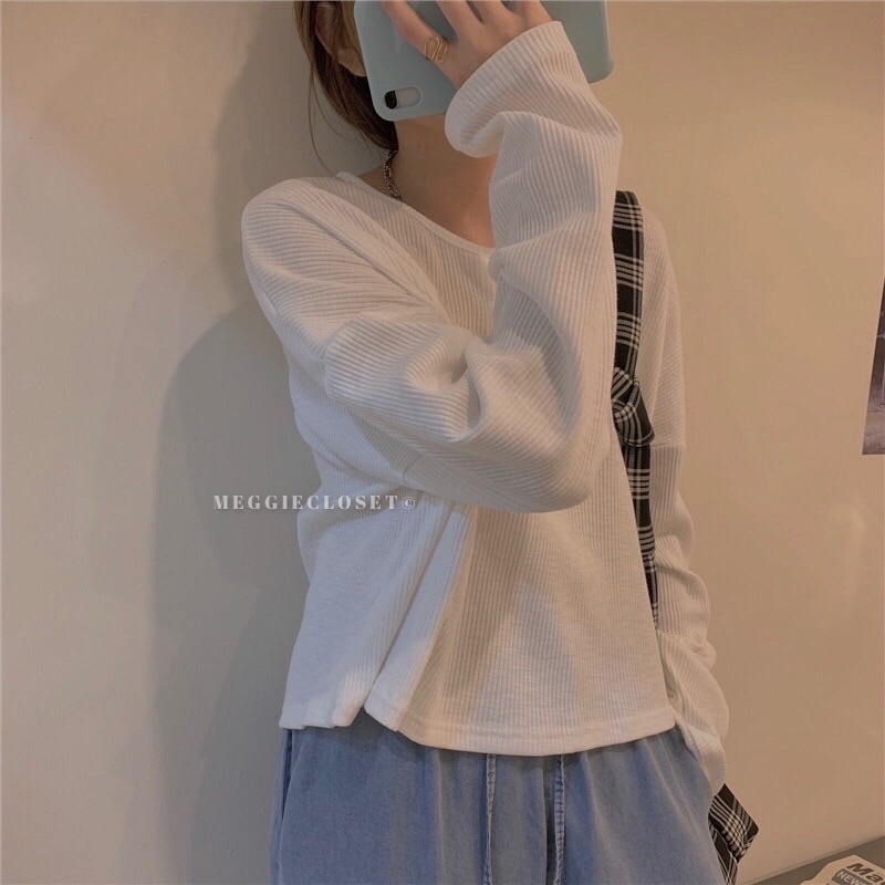 [ IG: meggiecloset ] Áo thun gân cổ nút HAK