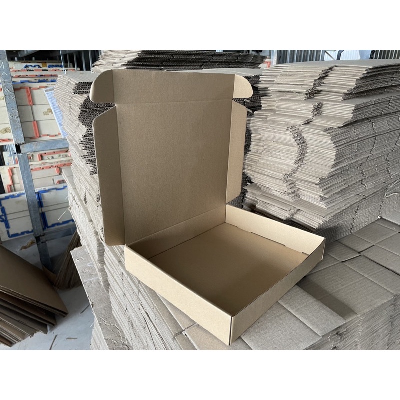50 Hộp carton nắp gài, nắp cài 30x25x5