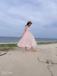 Đầm maxi đi biển