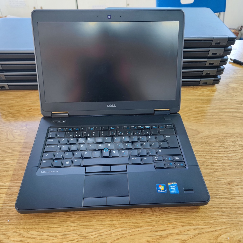 Dell Latitude E5440	Core i5-4310u, ram 4GB, ssd 128GB, màn 14" HD	Đen | WebRaoVat - webraovat.net.vn