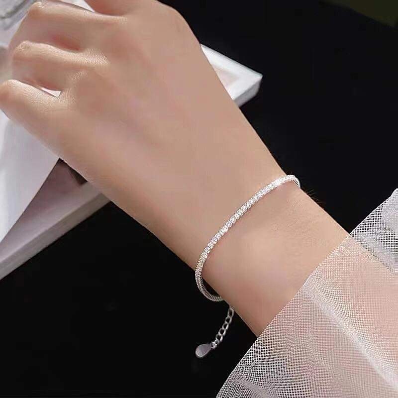 Lắc tay bạc Lắc tay một hàng đá trắng nhỏ xinh
