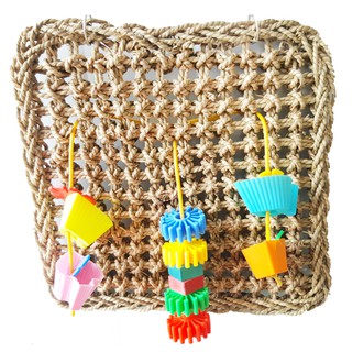 lưới đan rơm đồ chơi cho vẹt cưng