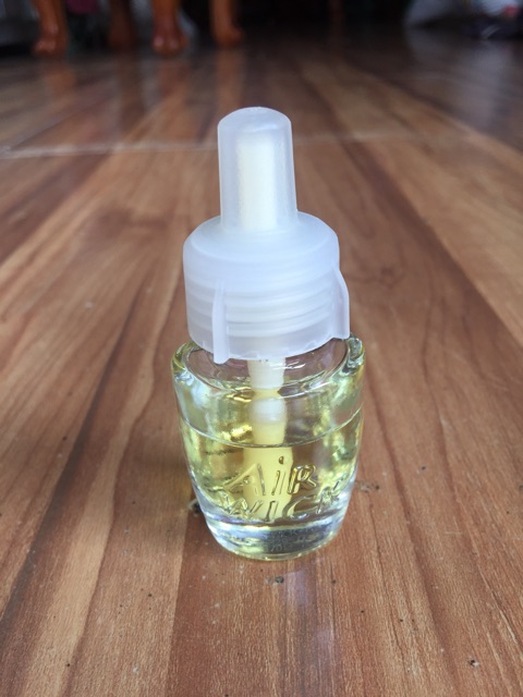 Combo 4 lọ Tinh dầu thơm phòng hương hoa hương thảo airwick