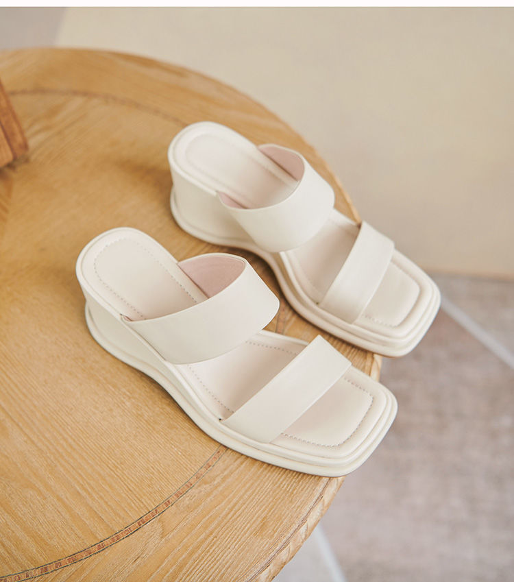 Dép xỏ ngón đế xuồng chống trượt thời trang cho nữ