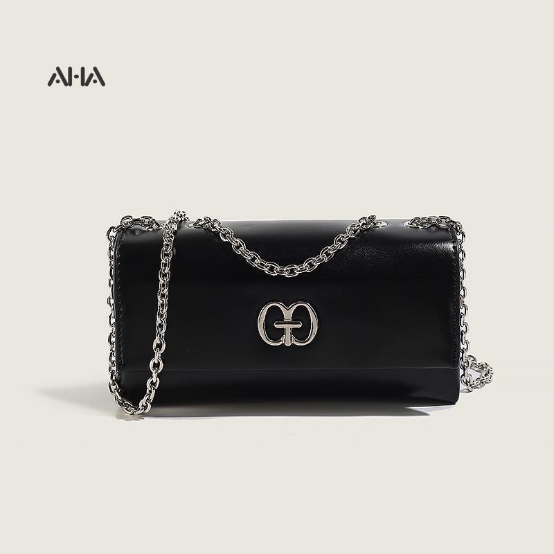 Túi xách AHA official dáng vuông nhỏ phối dây xích thời trang cao cấp phong cách sang trọng dễ phối đồ dành cho nữ