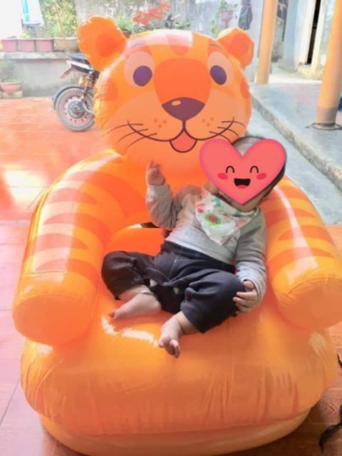 Ghê hơi cho bé. giao màu ngẫu nhiên