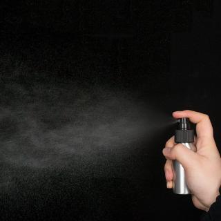 Bình xịt đựng nước độc đáo đa chức năng