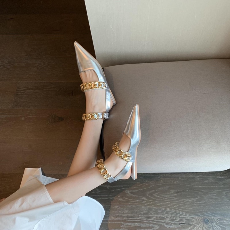 Giày Bệt Sandal Búp Bê Mũi Nhọn Phối Dây Xích To QCCC