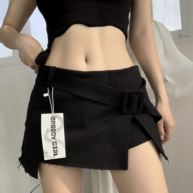 Chân váy ngắn “KISS Skirt”———-(Đọc kĩ số Đo dưới phần miêu tả) “Có quần bên trong”, kèm nịt đai( Đọc kĩ số đo)