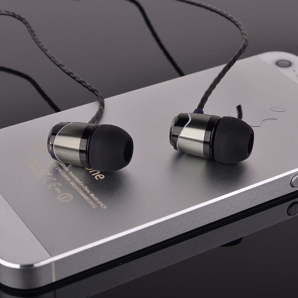 SoundMAGIC E10 original headset Stereo In-Ear 3.5mm Music Earphone without Microphone - Black/Silver