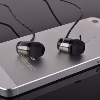 Tai nghe SoundMagic E10