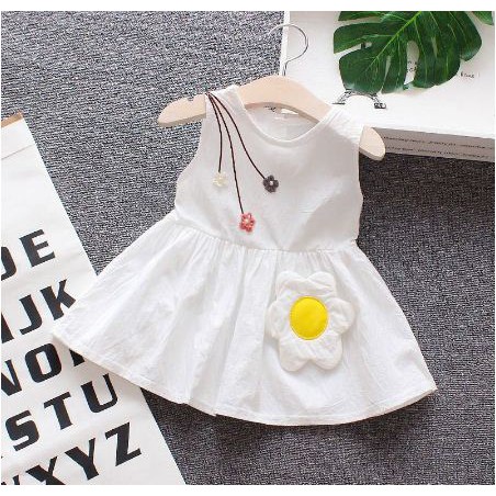 Quai váy cho bé thuythuy