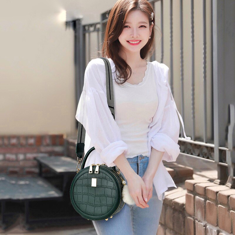 Túi nữ đeo chéo dáng hộp tròn tặng kèm dây da đeo chéo hàng chuẩn quảng châu