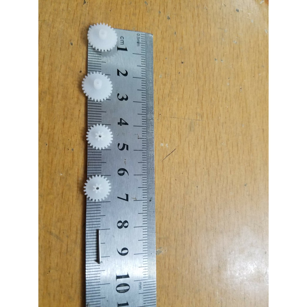 Xuongpinoto xin giới thiệu Bộ bánh răng trung gian nhựa dùng cho máy bay trực thăng,hàng chất lượng tốt,mới 100%