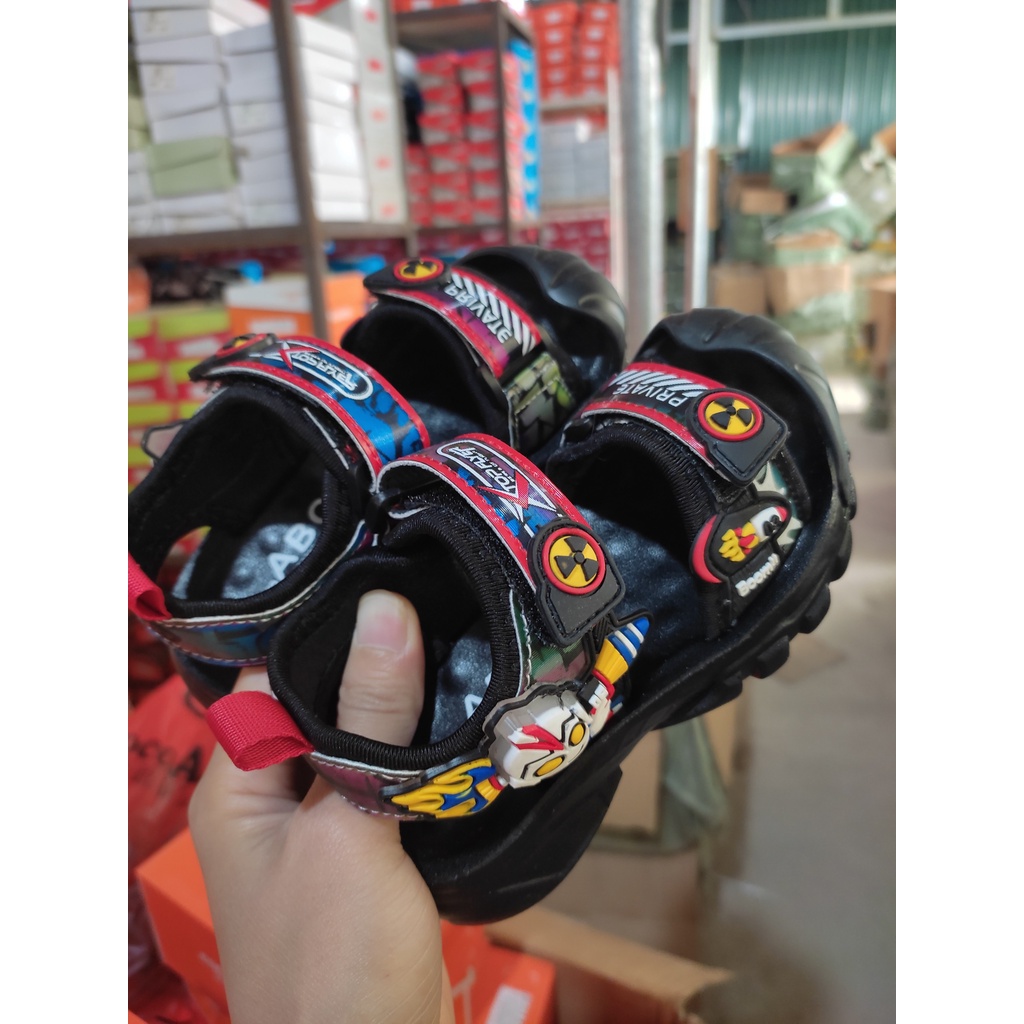 dép quai hậu bé trai - sandal chống vấp siêu nhận người nhện đế  chống trượt có quai dán khâu đế XA108 ( ảnh thật)