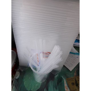 Ống hút phi 6 , phi 8 trắng trong 1 gói 500 g