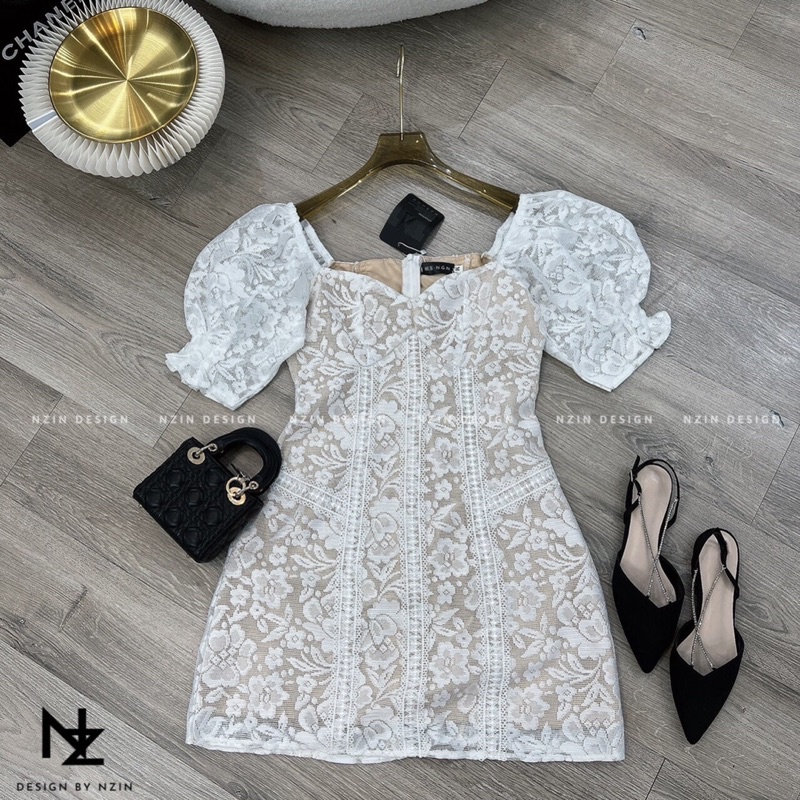 Váy ren cổ vuông tay bồng tôn dáng