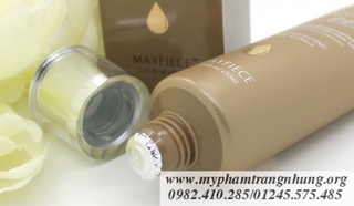 Kem nền BB collagen Mayfiece.