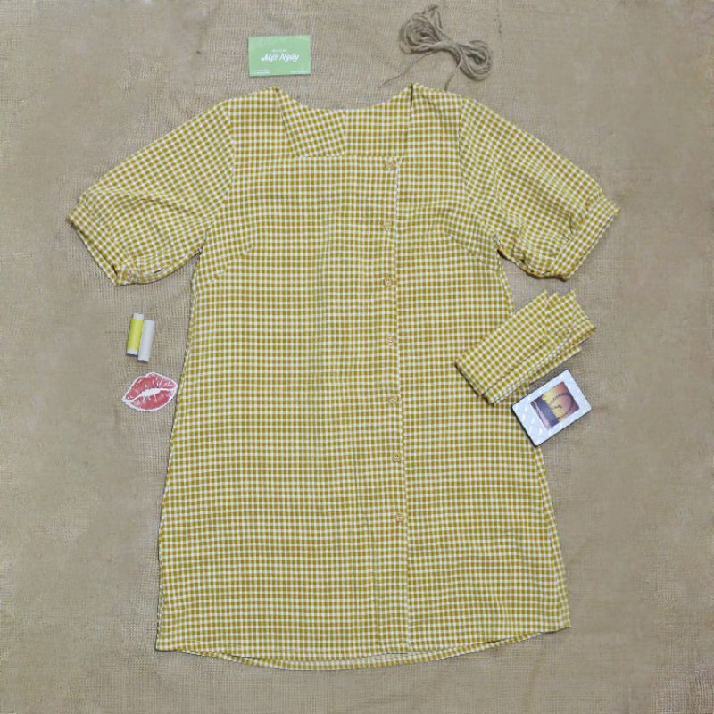 Váy cổ vuông tay bồng Caro Sunyell có dây thắt eo rời | BigBuy360 - bigbuy360.vn