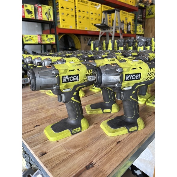 Máy bắn ốc Ryobi